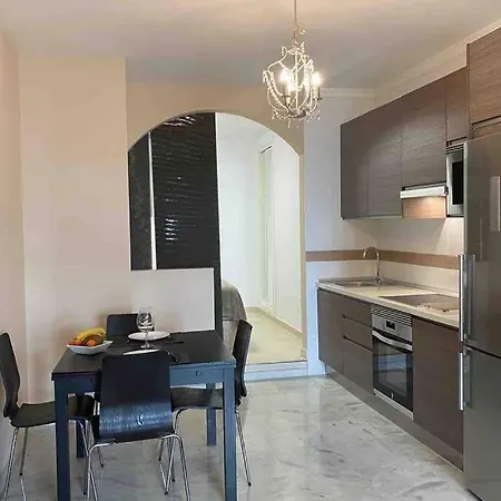 Appartement In 1st Line *