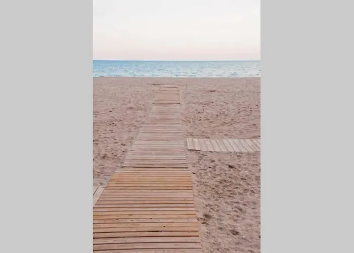 In 1st Line Apartament *